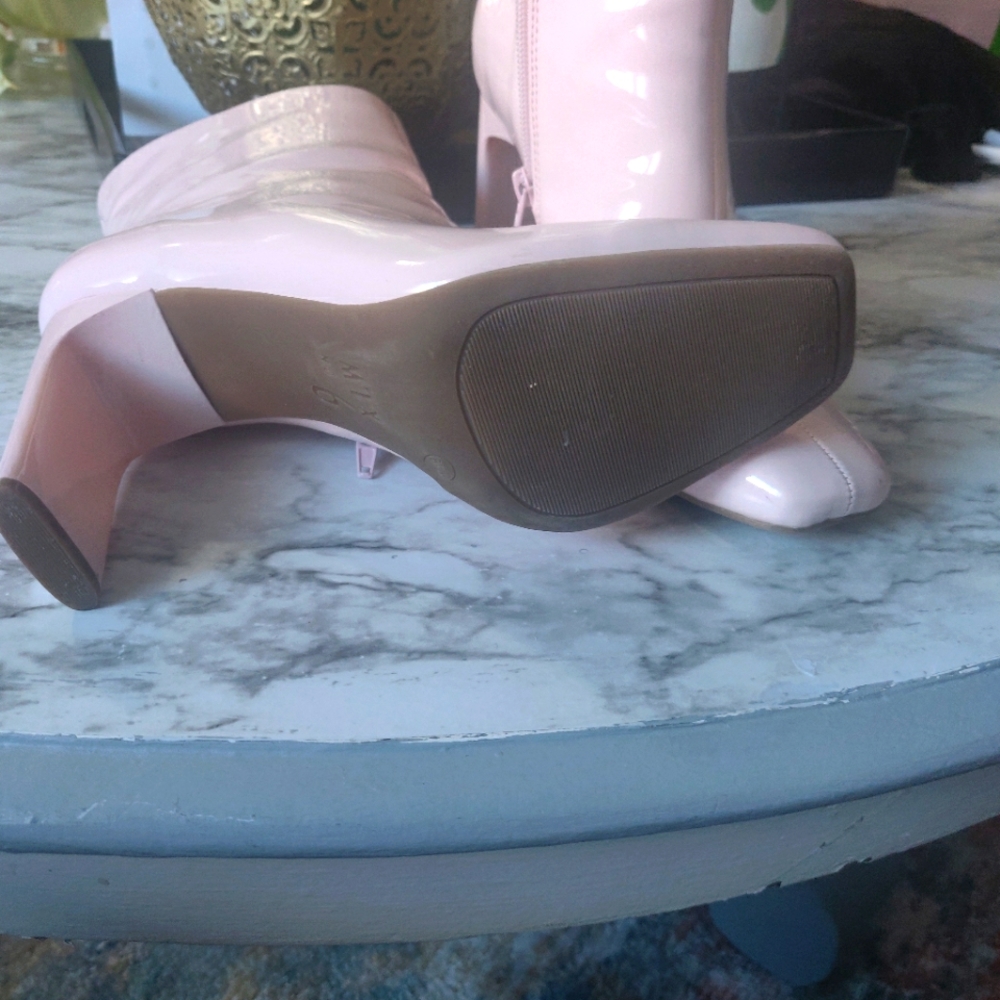 Booties - Picture 5 of 8